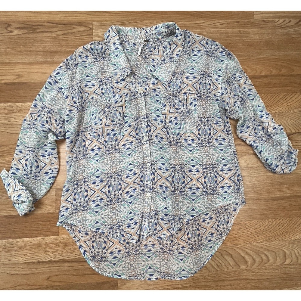 Free People Sheer Button Front Blouse Size‎ Small Roll Tab Sleeves
